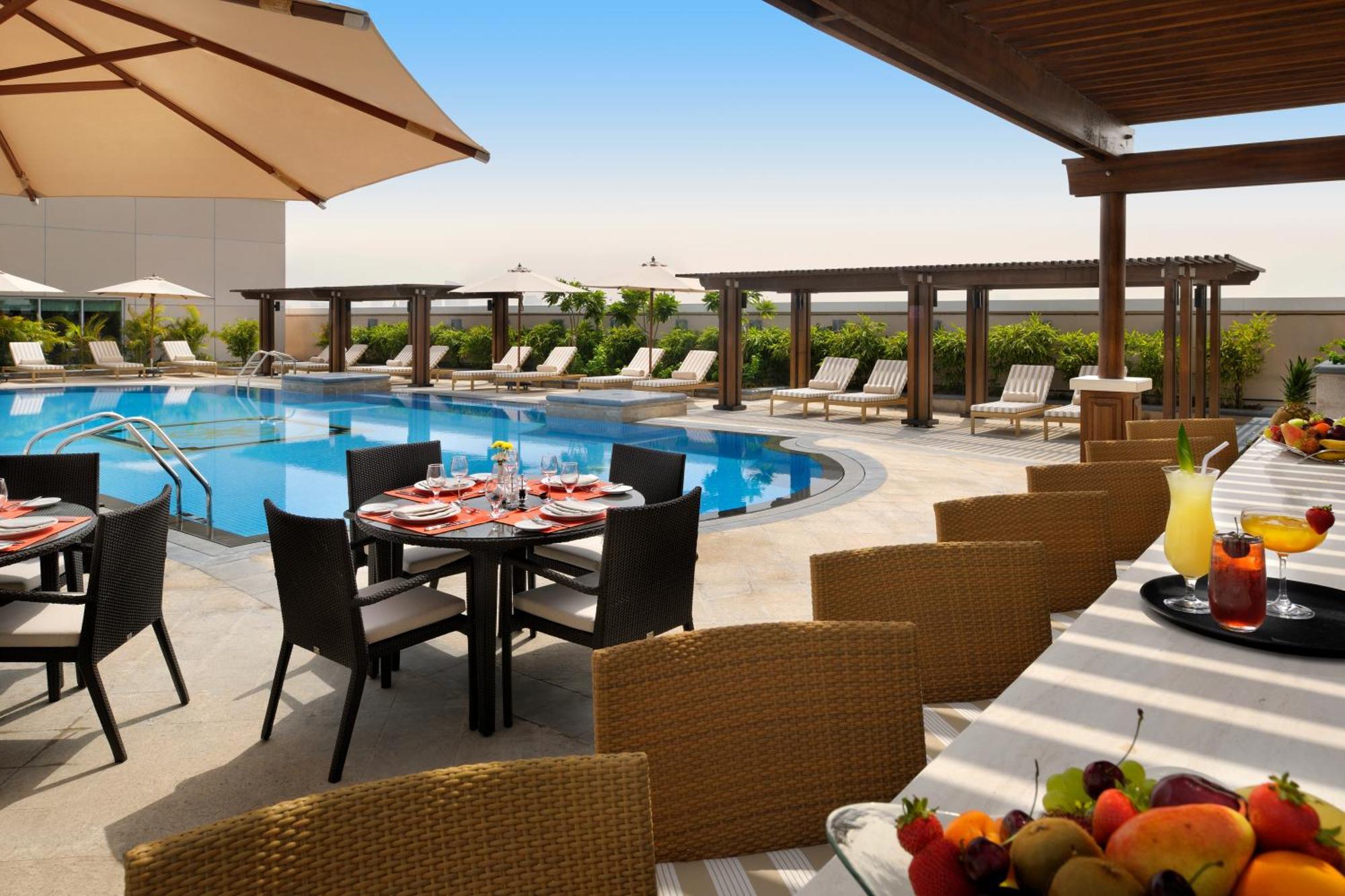 كراون بلازا جميرا 5* دبي