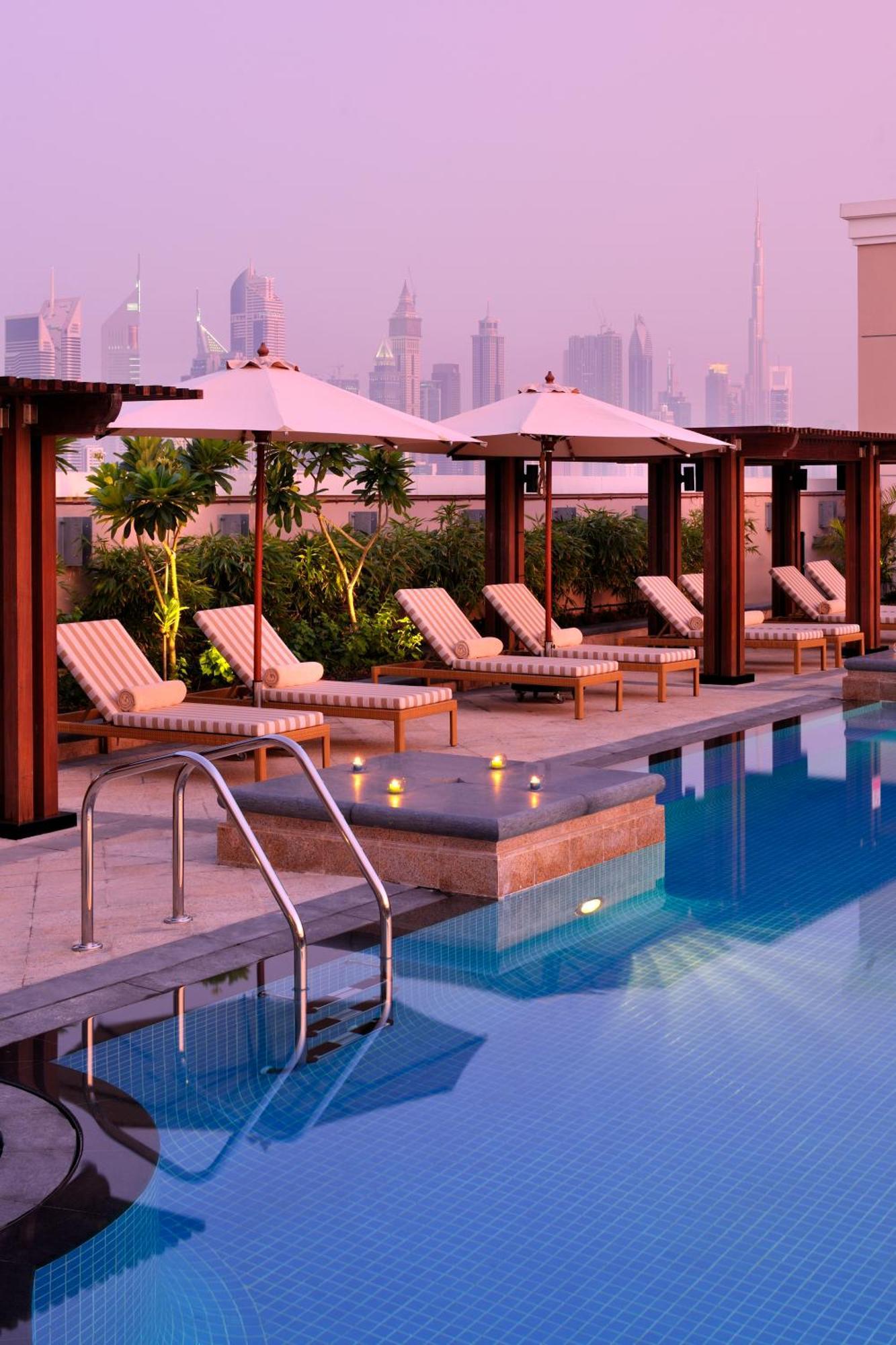 Crowne Plaza - Jumeirah By Ihg Hotel